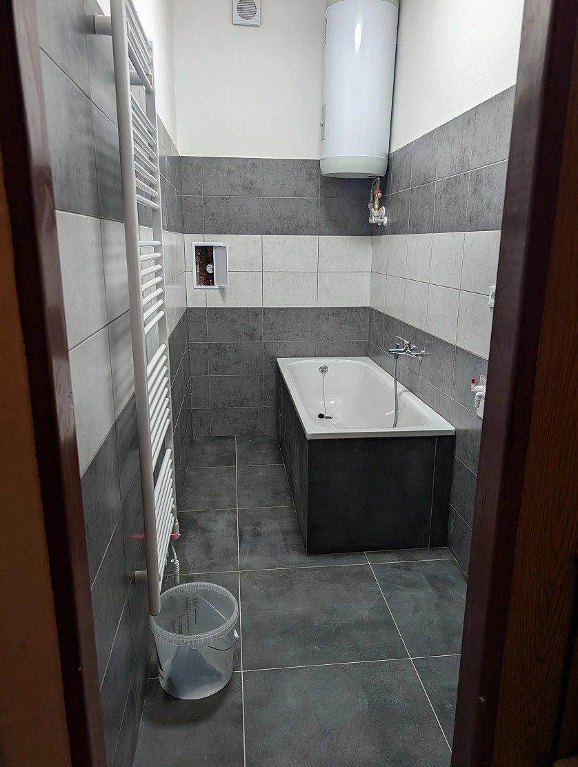 Práce v portfoliu - rekonstrukce koupelny - fotografie 2