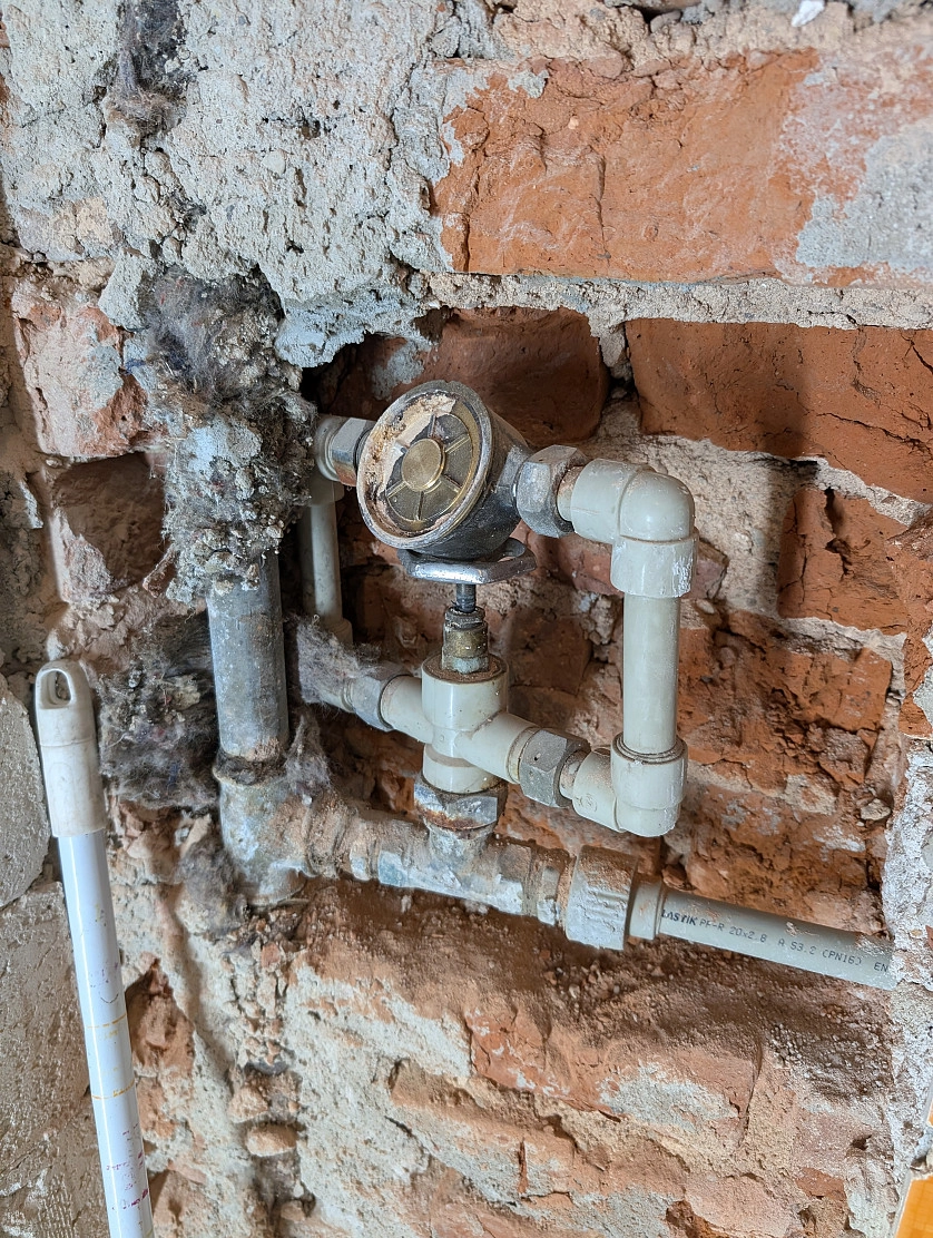 Práce v portfoliu - rekonstrukce koupelny - fotografie 5