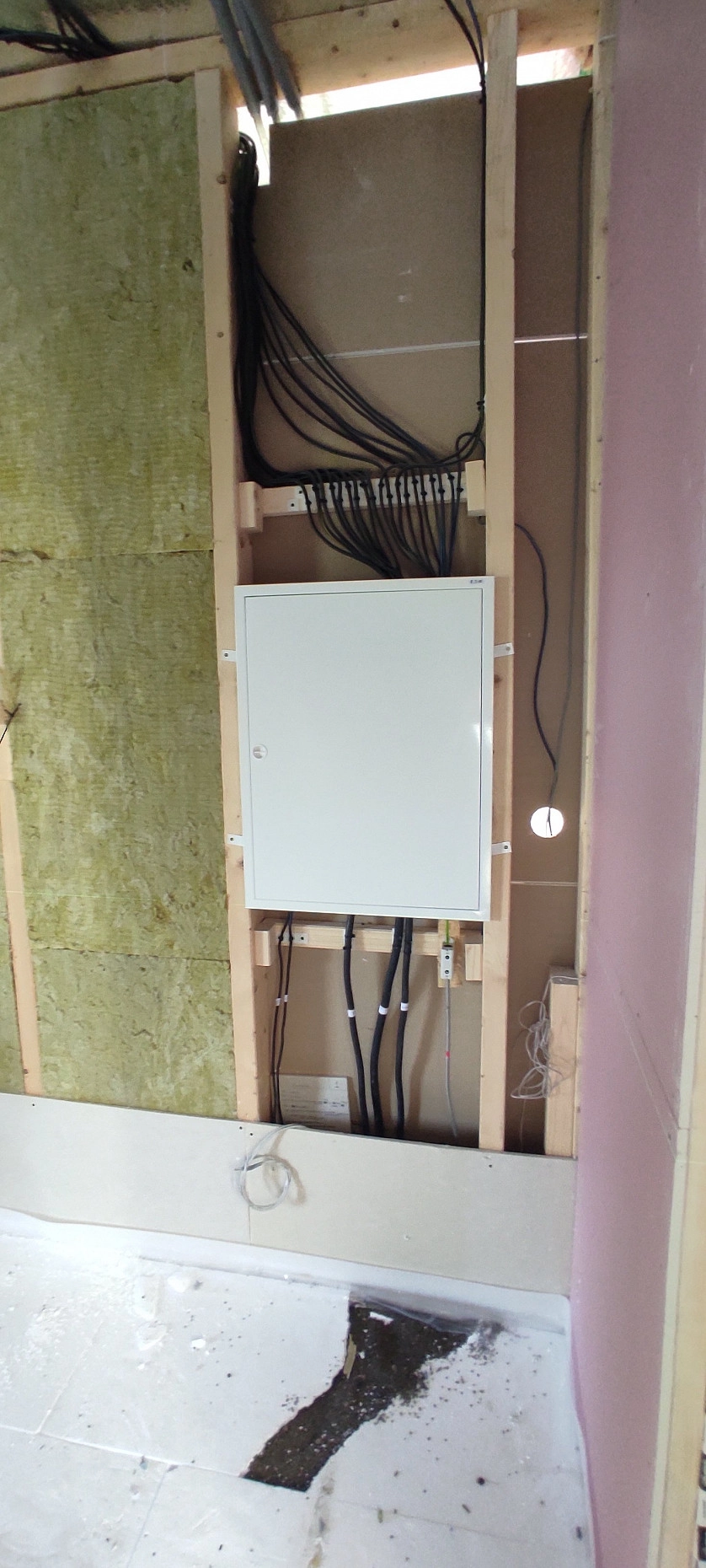 Práce v portfoliu - Электромонтаж - fotografie 5