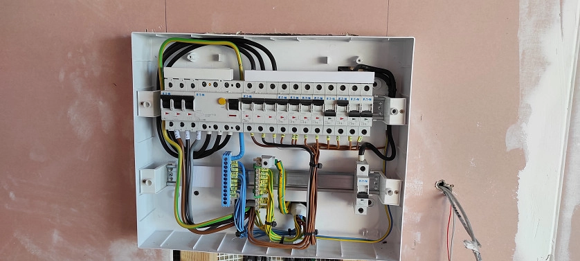 Práce v portfoliu - Электромонтаж - fotografie 2