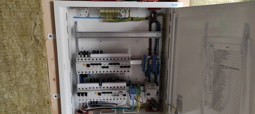 Práce v portfoliu - Электромонтаж - fotografie 3