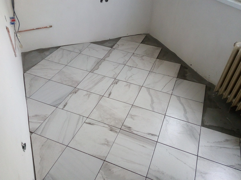 Práce v portfoliu - Zednicina, podlaharske práci,obklady, malování - fotografie 4