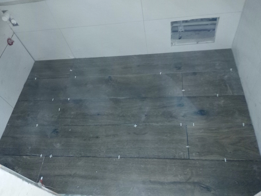 Práce v portfoliu - Zednicina, podlaharske práci,obklady, malování - fotografie 3