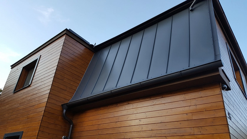 Práce v portfoliu - Rekonstrukce  domu na klíč v Novém Vestci - fotografie 5