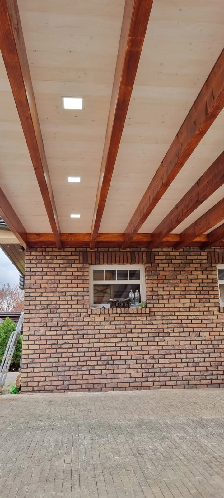 Práce v portfoliu - Přístřešek pro auta