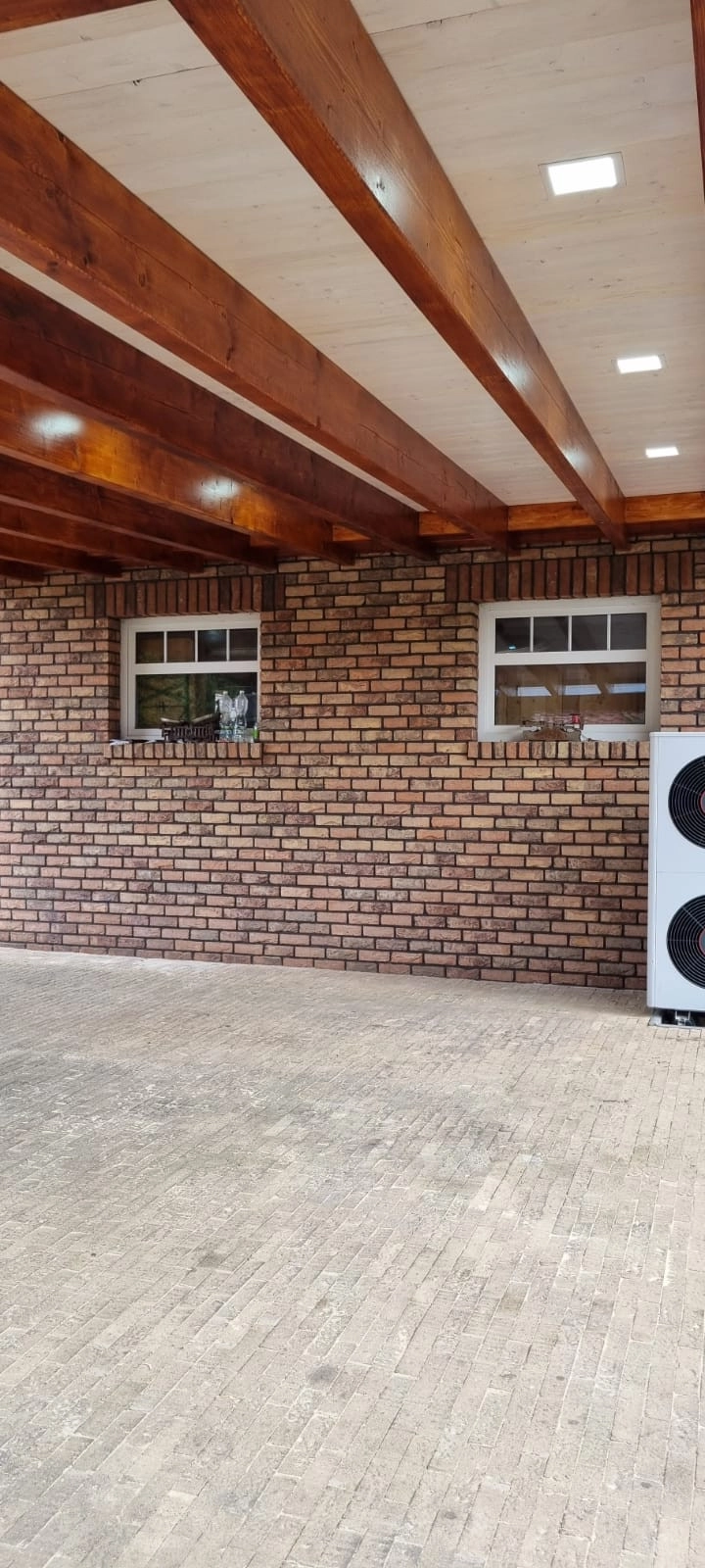 Práce v portfoliu - Přístřešek pro auta - fotografie 5