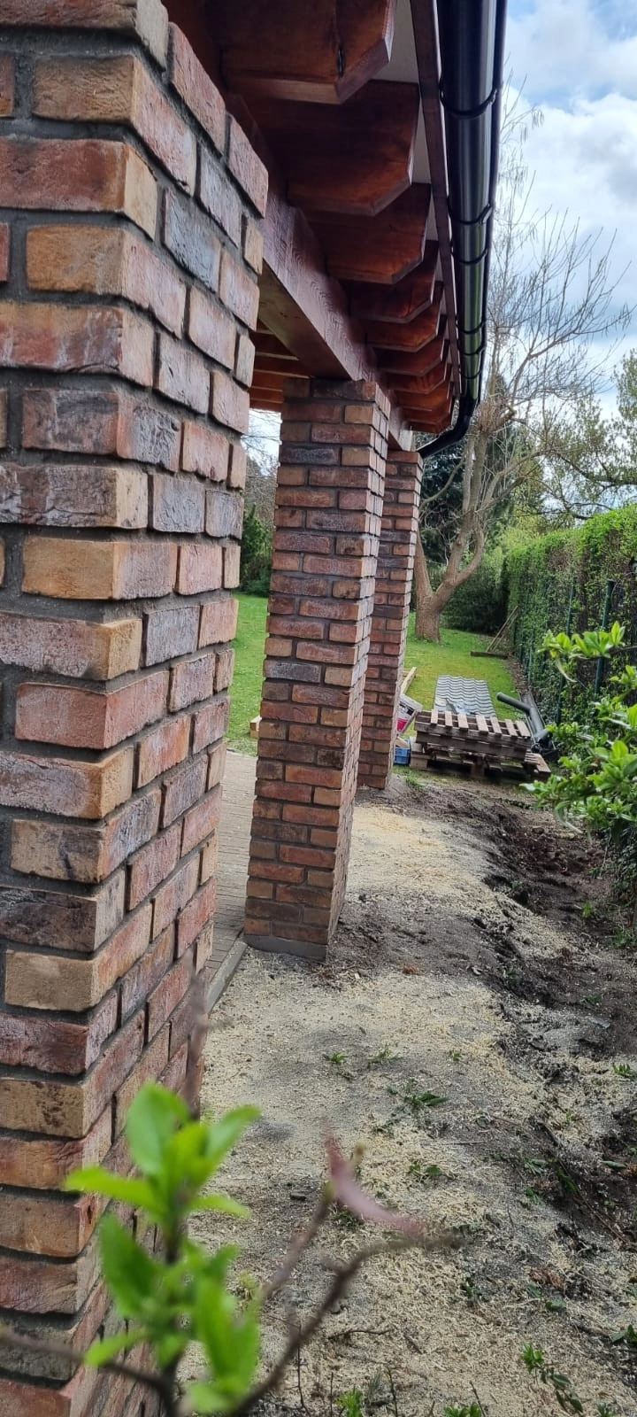 Práce v portfoliu - Přístřešek pro auta - fotografie 3