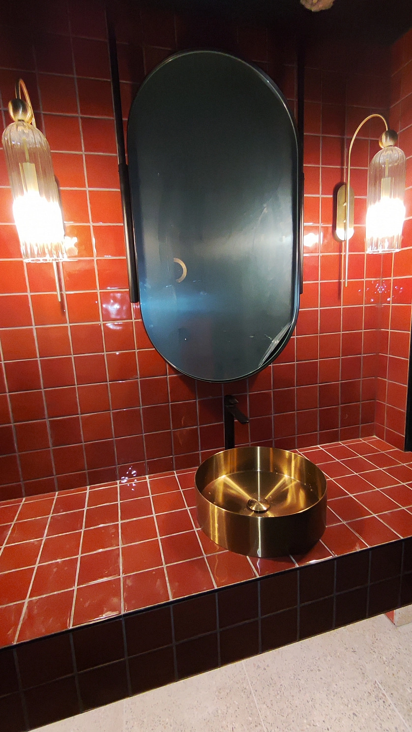 Práce v portfoliu - Монтаж унитаза и раковины - fotografie 2