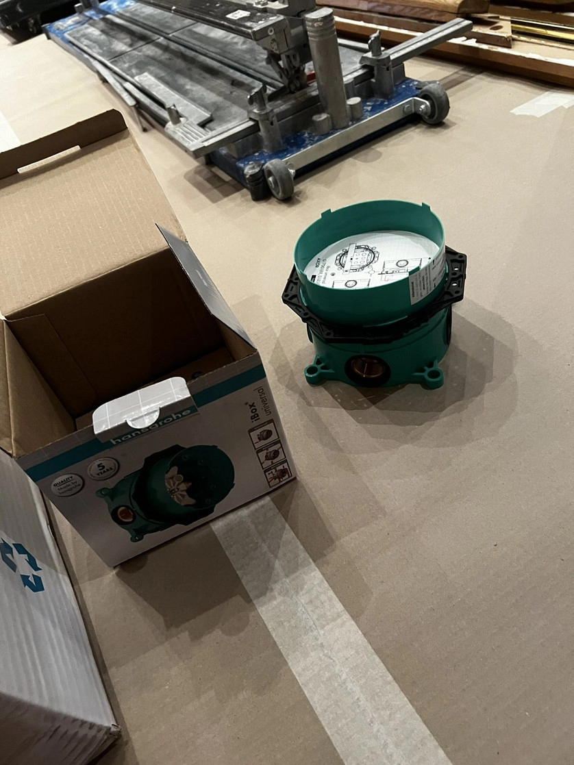 Práce v portfoliu - Установка смесителя скрытого монтажа - fotografie 2