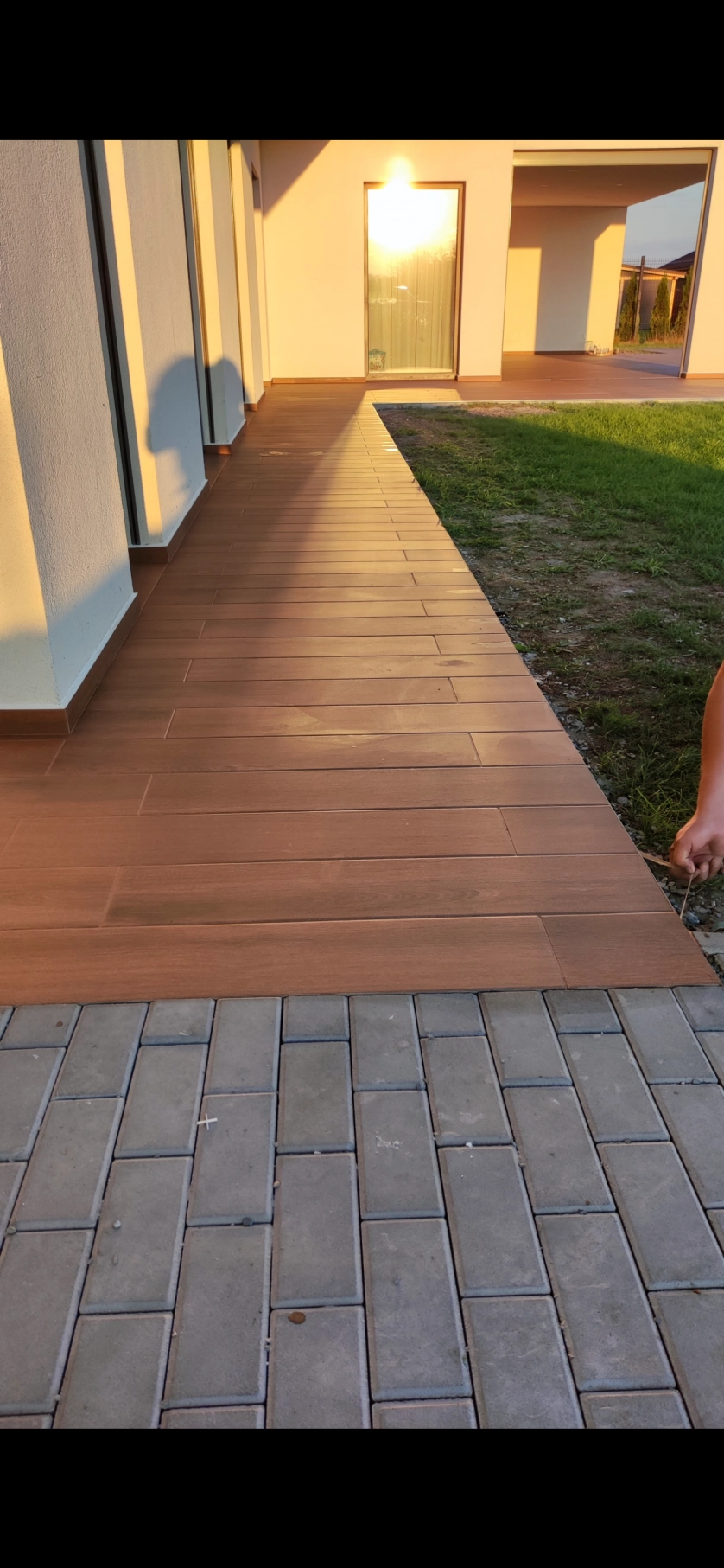 Práce v portfoliu - Obkladačské práce kolem bazénu - fotografie 4