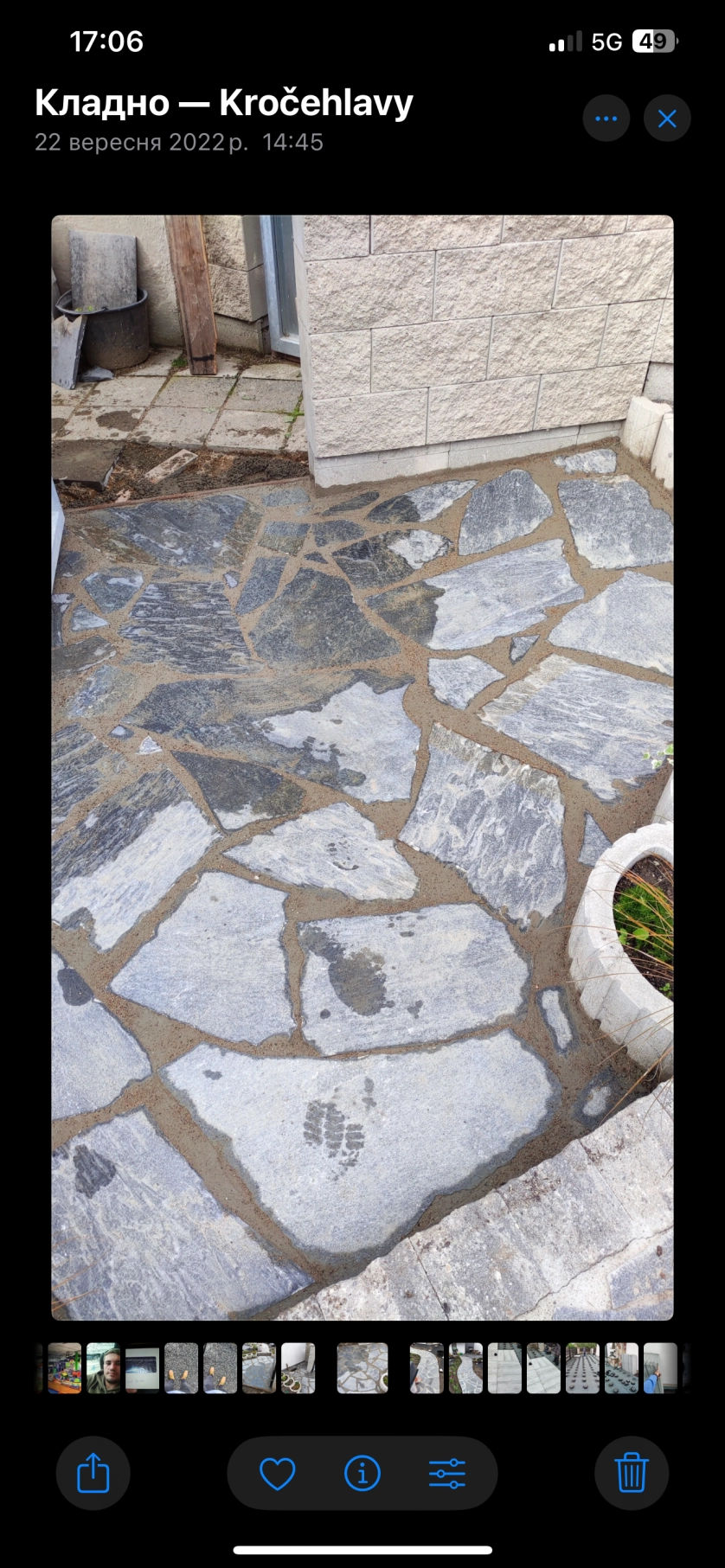 Práce v portfoliu - chodník z naturálního kamene - fotografie 3