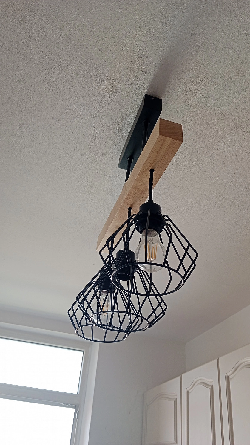 Práce v portfoliu - Zapojení nového osvětlení - fotografie 4