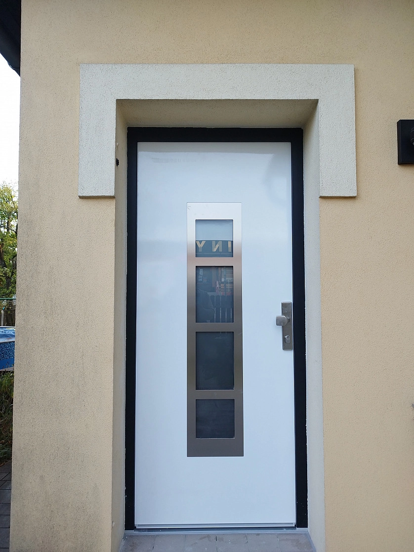 Práce v portfoliu - Okna Dveře - fotografie 2