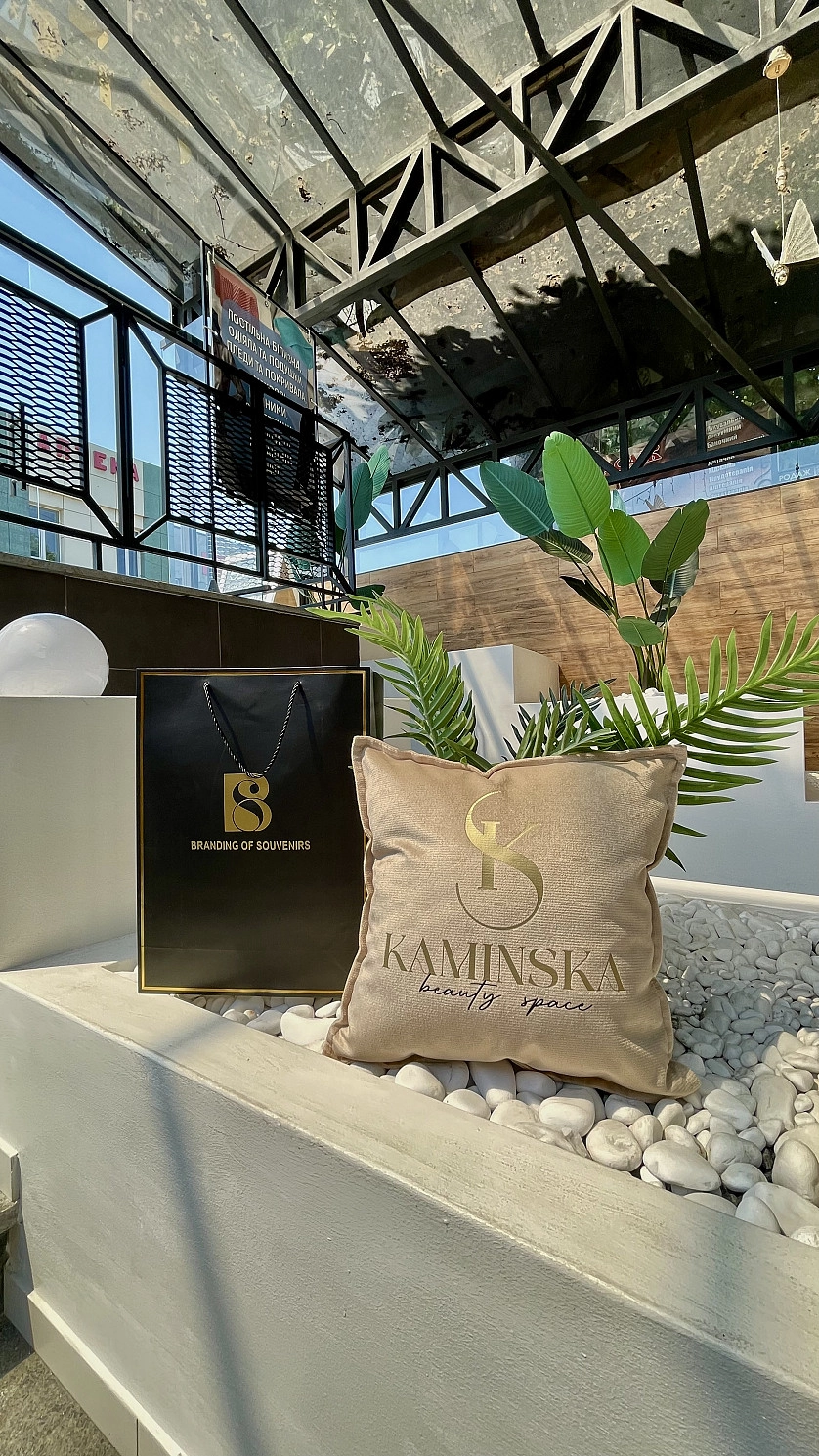 Práce v portfoliu - branding _of_souvenirs