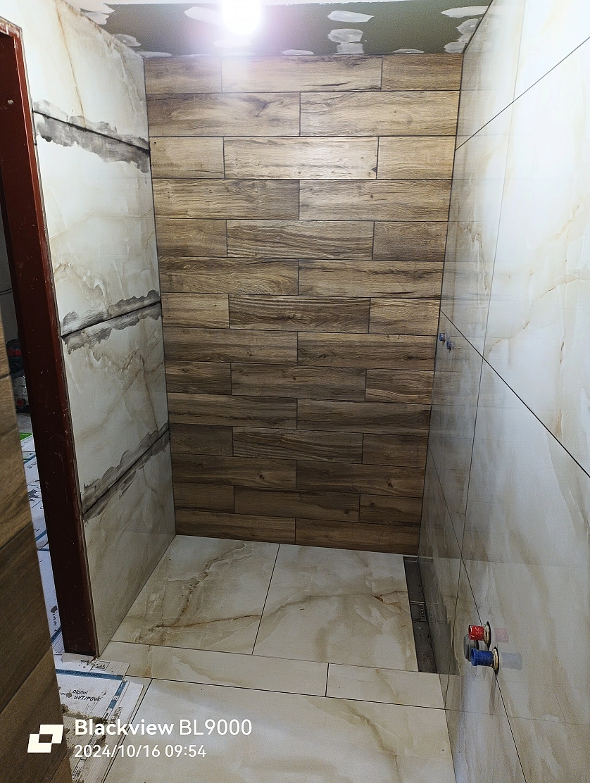 Práce v portfoliu - Кладка кафеля - fotografie 4