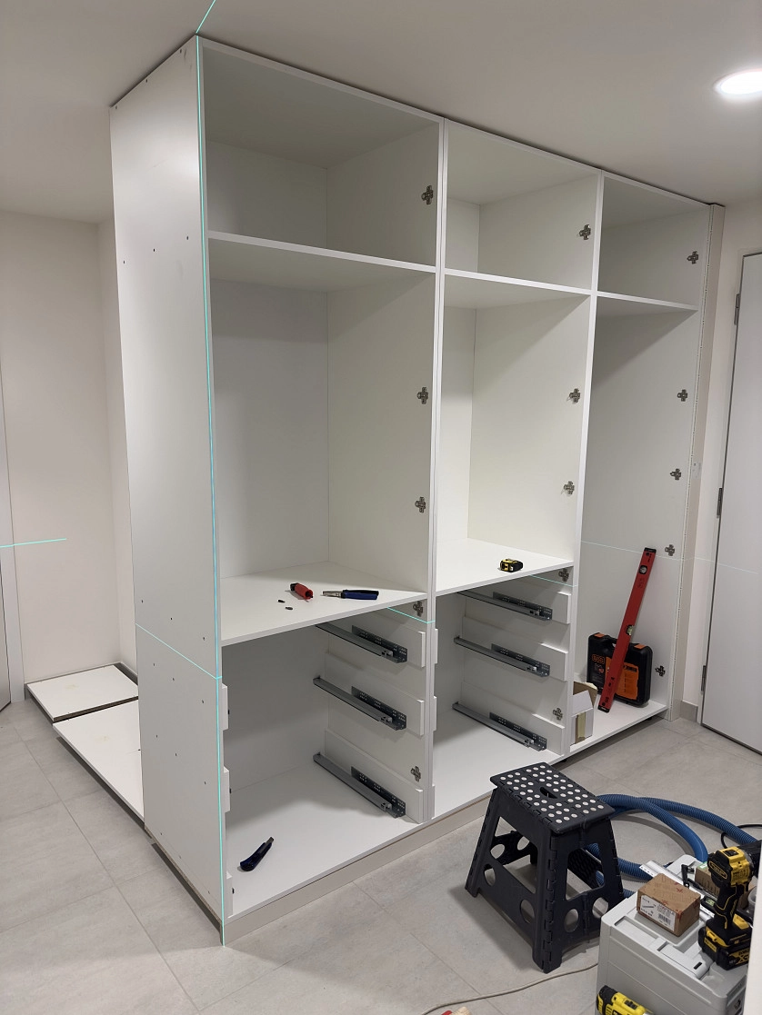 Práce v portfoliu - Шкаф встроеный - fotografie 5