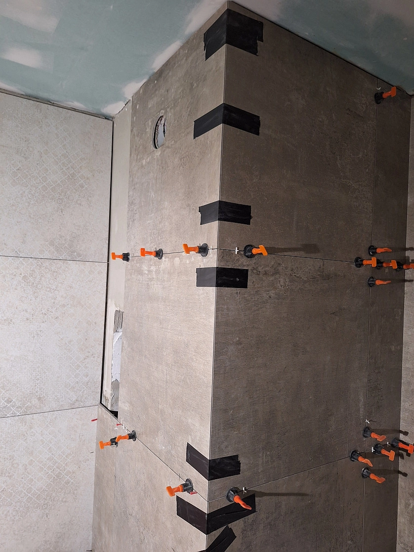 Práce v portfoliu - Укладка плитки