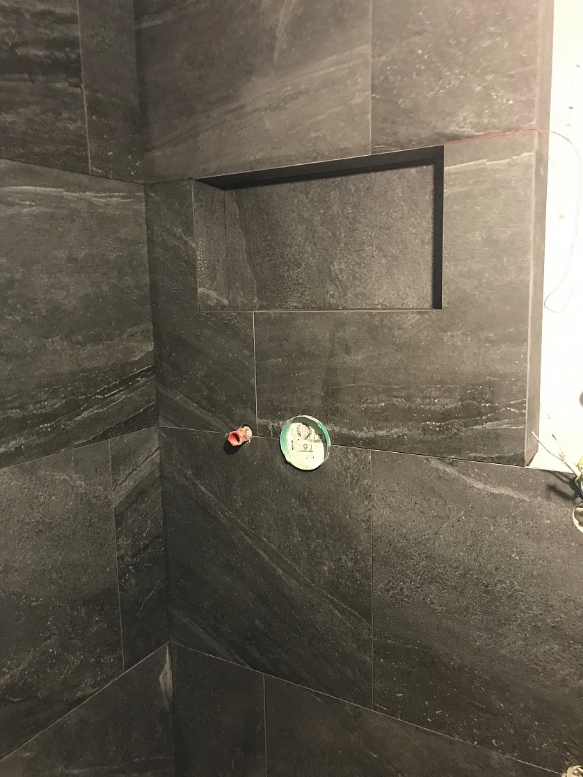 Práce v portfoliu - Obklady a dlažba - fotografie 4