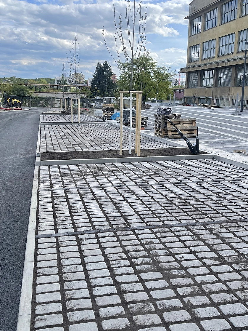 Práce v portfoliu - Pokladka Dlažby a obruby…. - fotografie 2