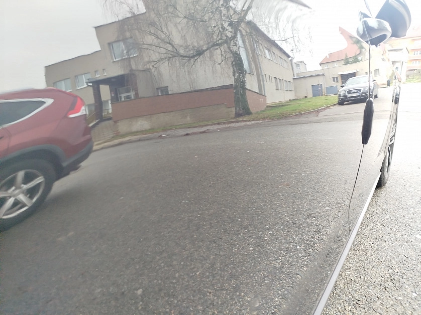 Práce v portfoliu - Leštění laku na autě - fotografie 4