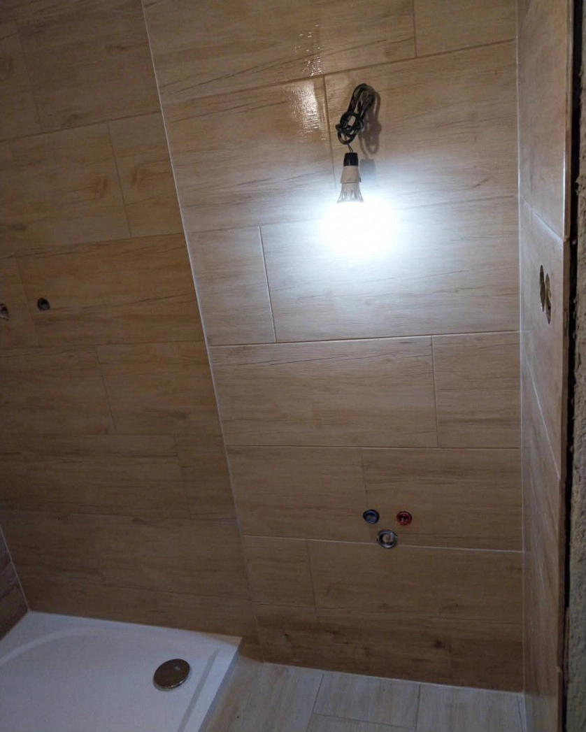 Práce v portfoliu - Rekonstrukce koupelny - fotografie 5