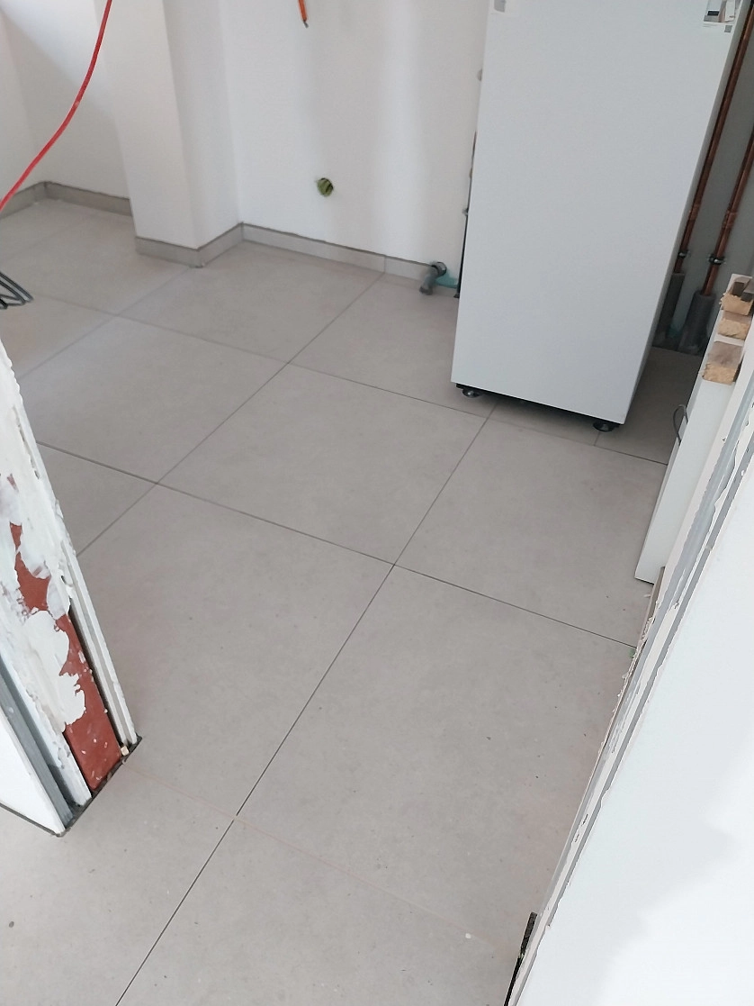 Práce v portfoliu - Dlažby v kuchyně - fotografie 2