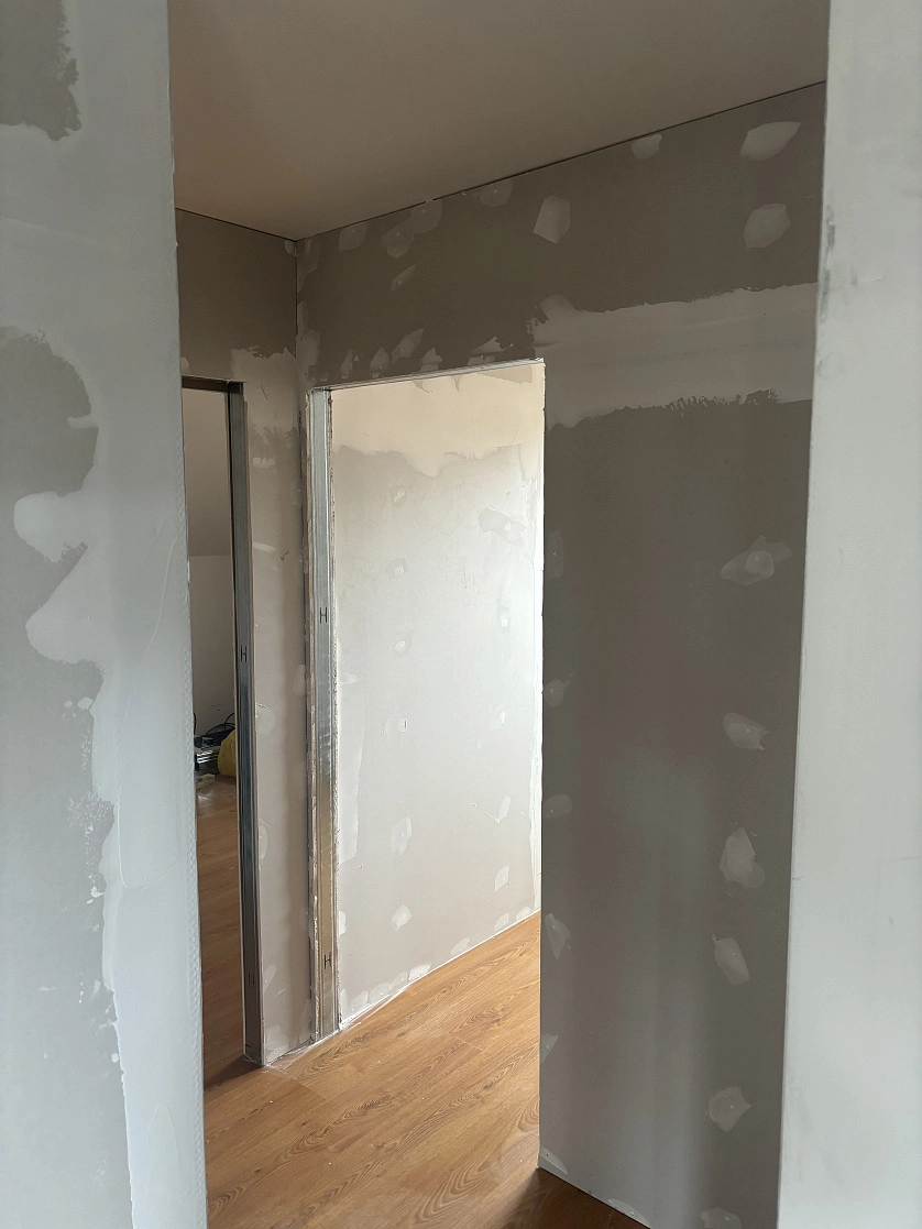 Práce v portfoliu - Renovace 3 pokoji - fotografie 4