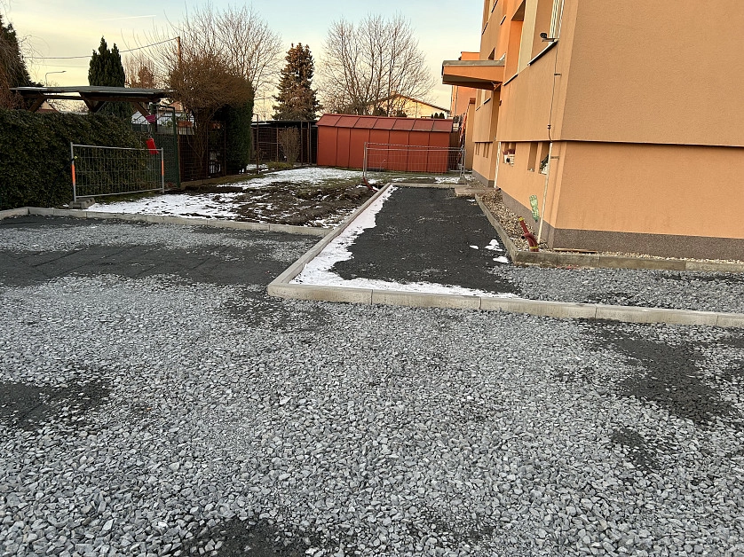 Práce v portfoliu - Pokládka zámkové dlazby - fotografie 4