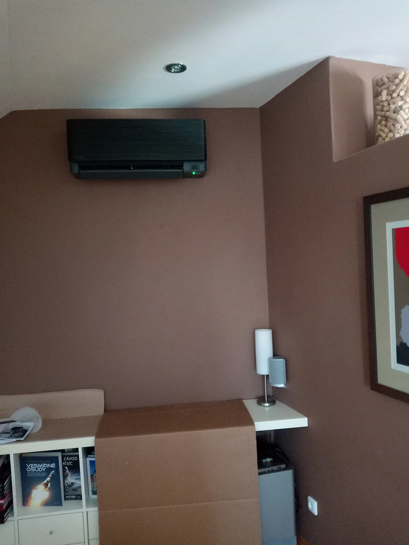 Práce v portfoliu - oprava klimatizace - fotografie 4
