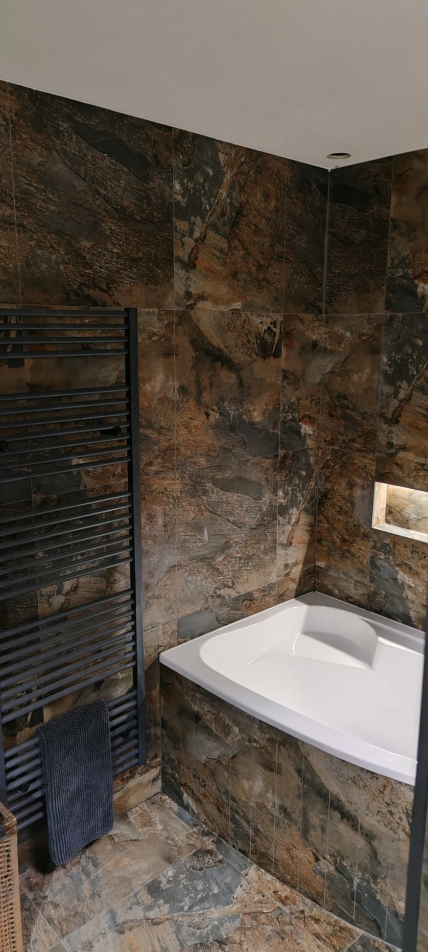 Práce v portfoliu - Rekonstrukce koupelny