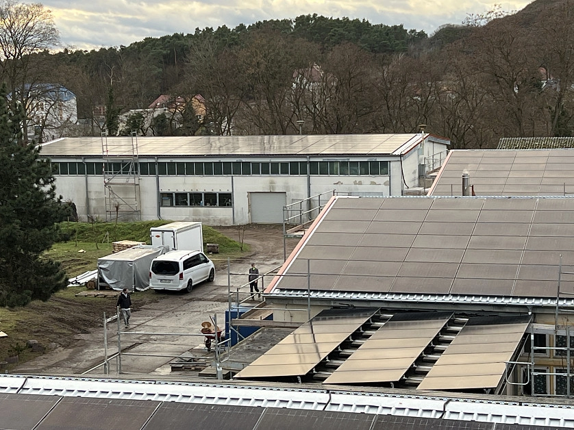 Práce v portfoliu - Установка солнечных батарей