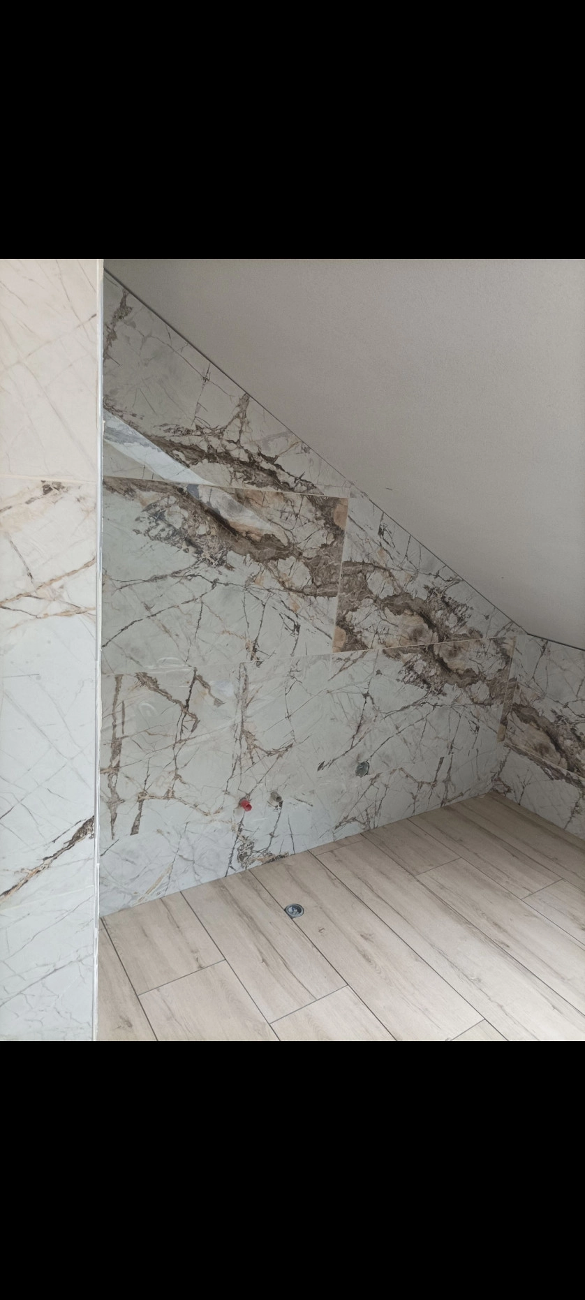 Práce v portfoliu - Obkladačské práce. - fotografie 4