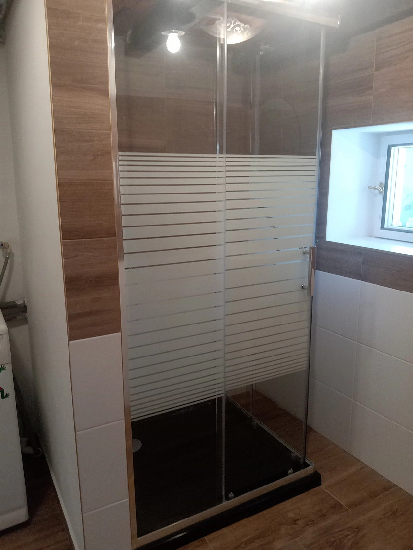 Práce v portfoliu - Rekonstrukce koupelny - fotografie 5