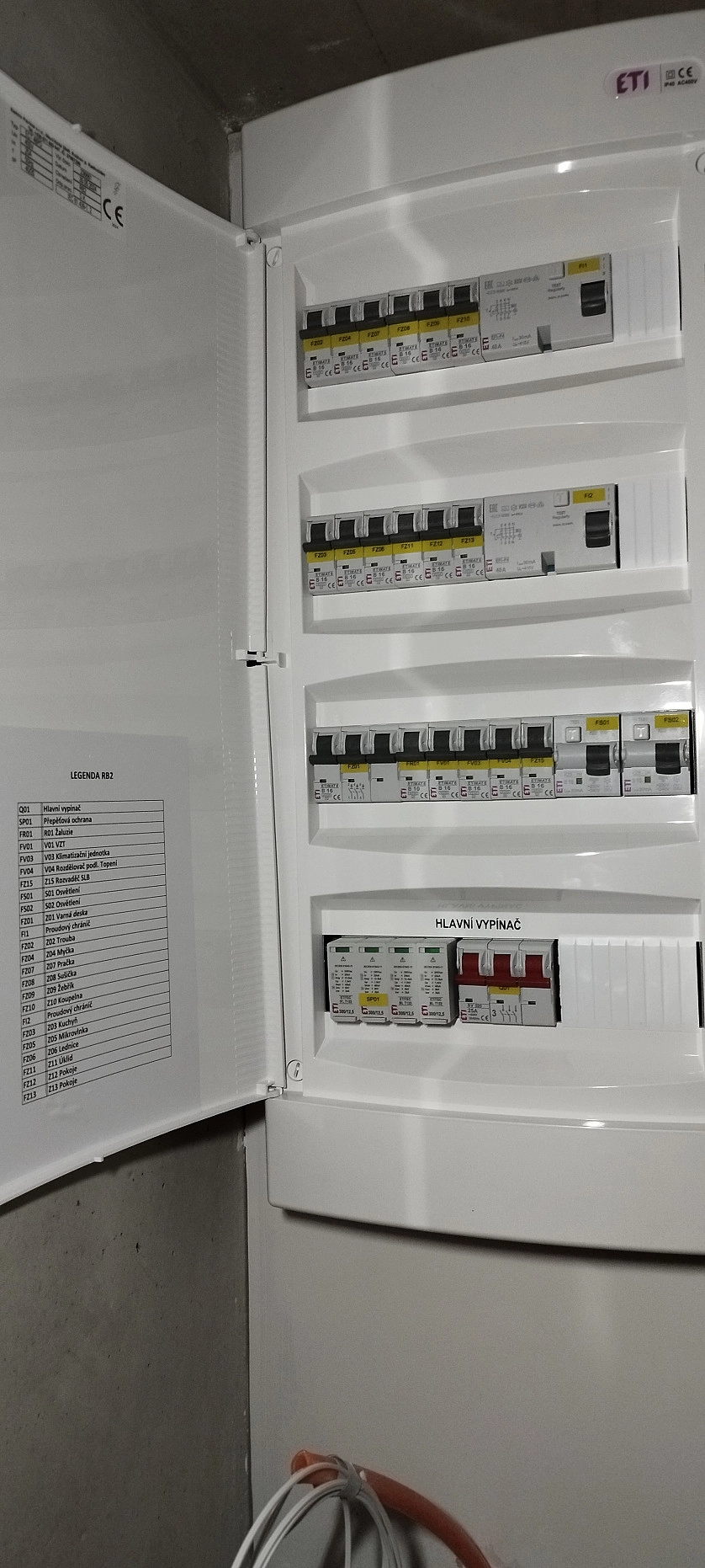 Práce v portfoliu - Монтаж электро щитовой - fotografie 2