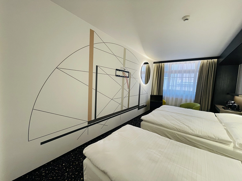 Práce v portfoliu - Rekonstrukce Hotelu EA Hotel Embassy - fotografie 4