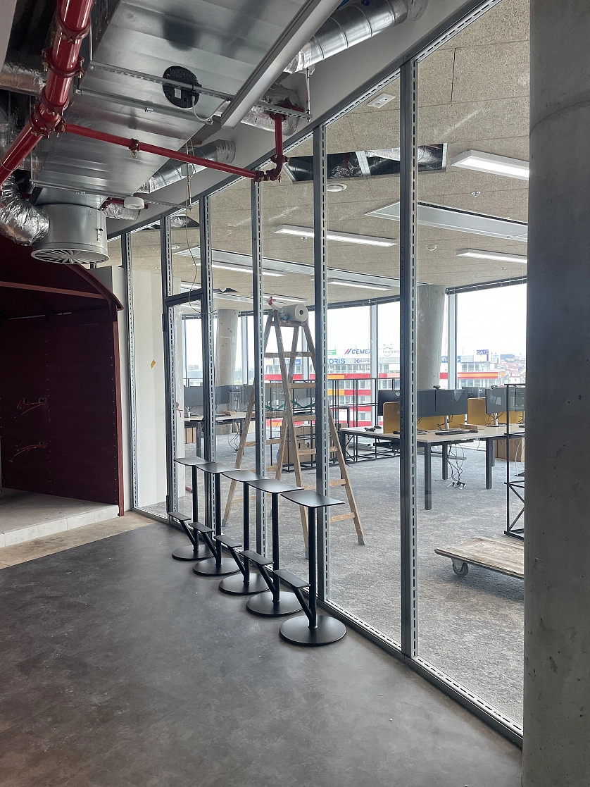 Práce v portfoliu - Skleněné příčky Green Point - fotografie 6