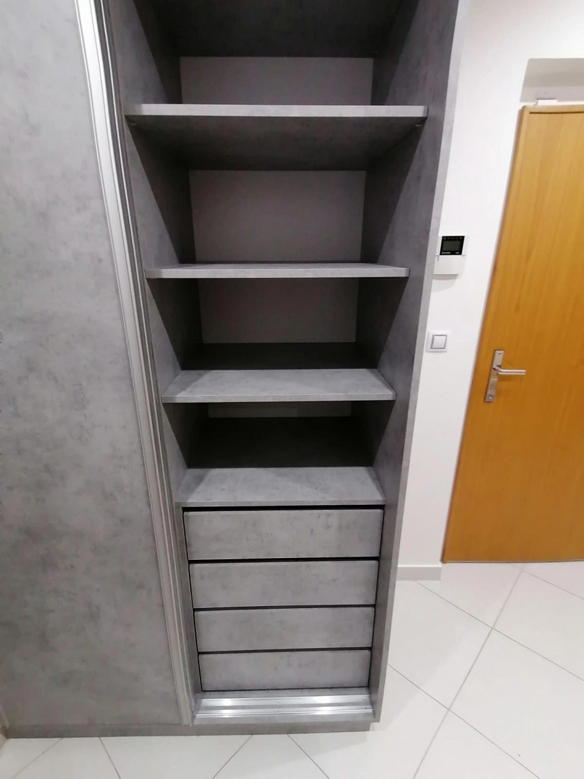 Práce v portfoliu - Шкафы, полки, гардеробы - fotografie 5