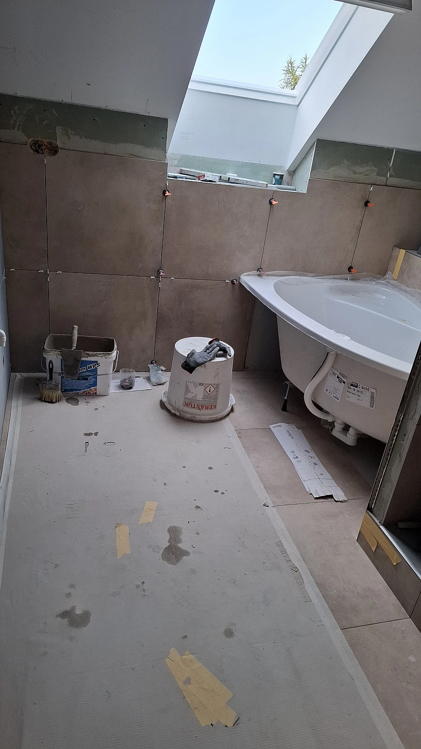 Práce v portfoliu - Rekonstrukce bytu ,koupelen.Praha ,Praha vychod