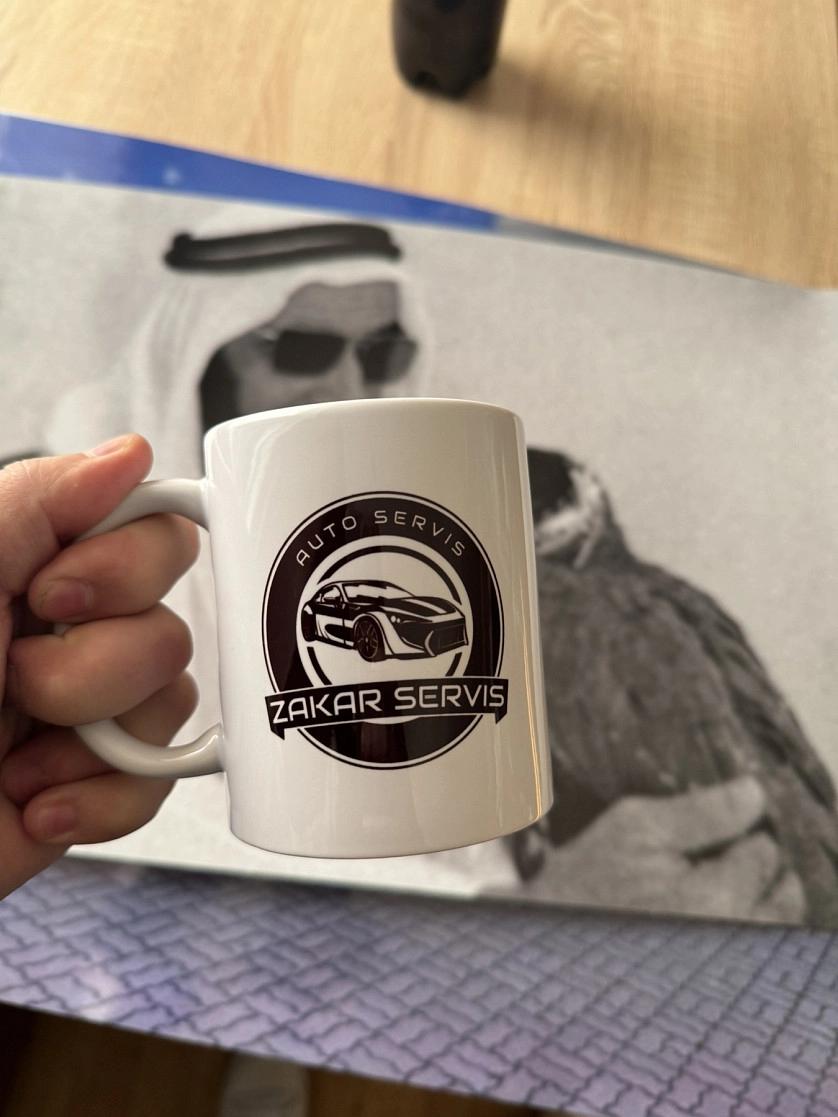 Práce v portfoliu - Кружки на автосервіс