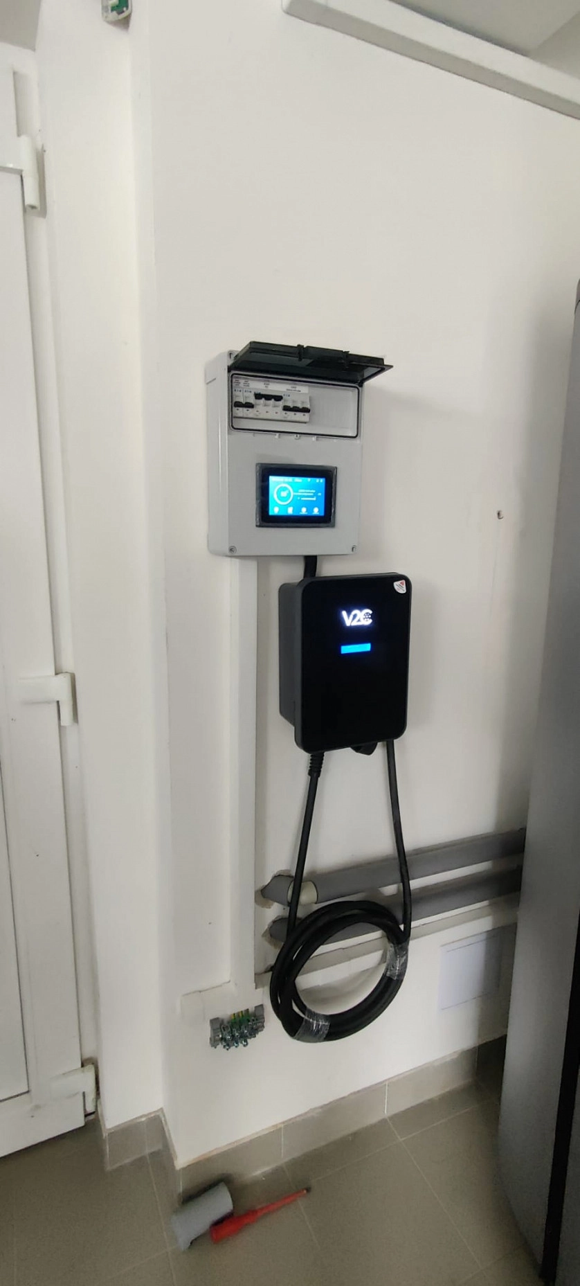 Работа портфолио - Установка гибридных солнечных станций 9, 15, 20кВт, подключение тепловых насосов, зарядных станций для электромобилей - фото 5