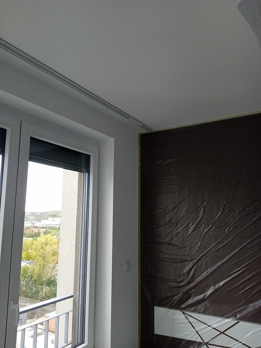 Práce v portfoliu - Výmalba bytu 3+1 v Praze - fotografie 2