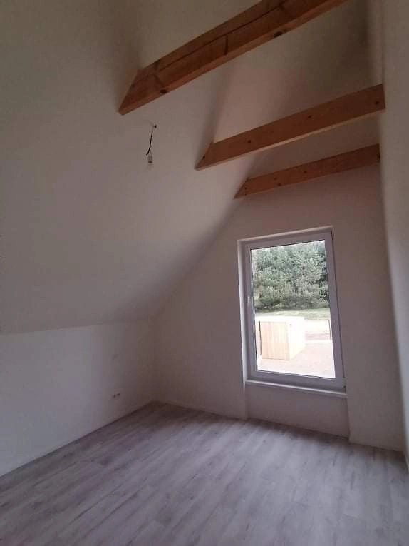 Práce v portfoliu - Malování novostavby RD - fotografie 6