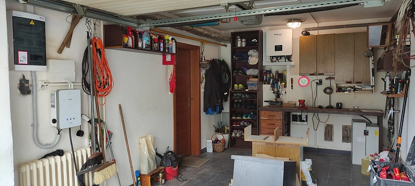 Práce v portfoliu - Fotovoltaika na klíč pro rodinný dům SOLAX POWER - fotografie 3