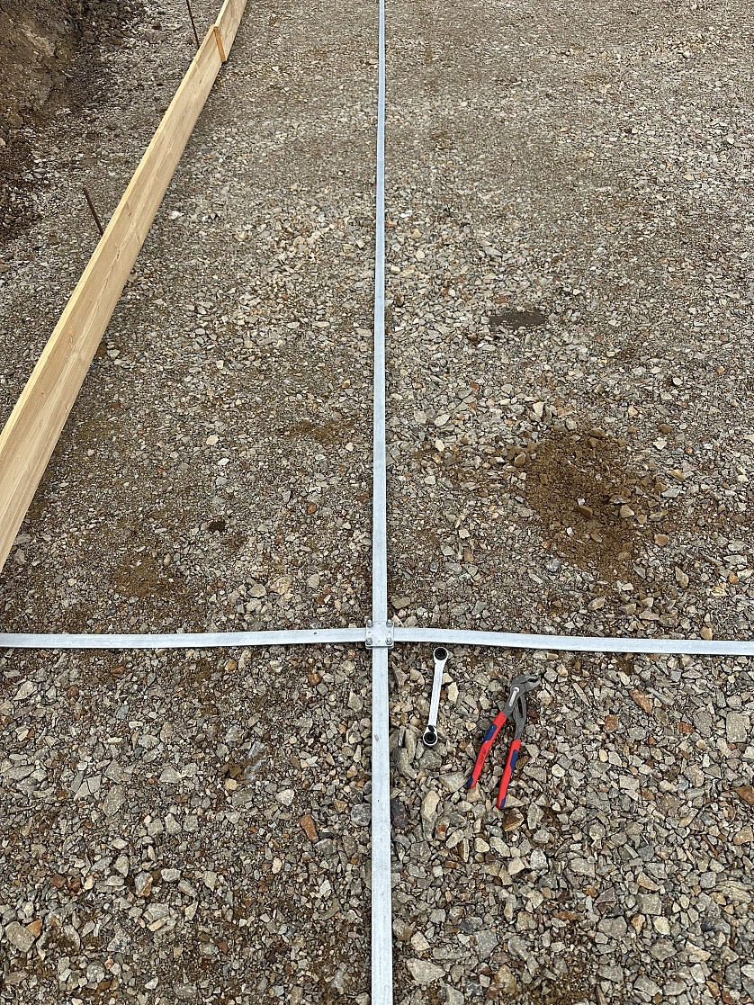 Práce v portfoliu - Instalace hromosvodu - fotografie 3