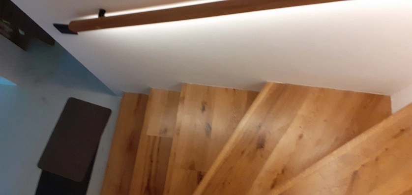 Práce v portfoliu - Realizace schodiště - fotografie 4