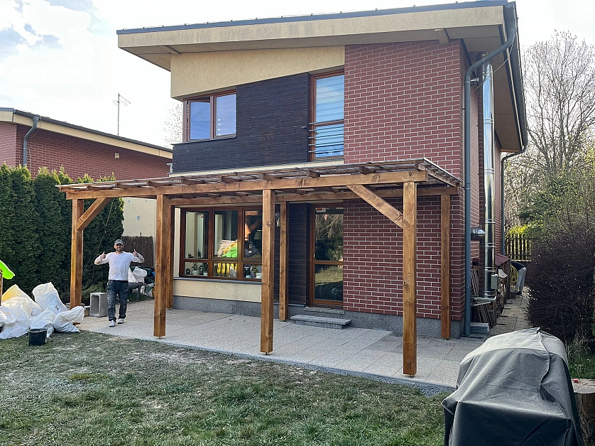 Práce v portfoliu - Terasa +pergola - fotografie 2