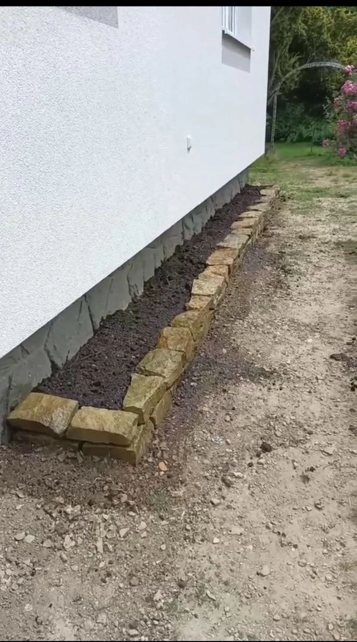 Práce v portfoliu - záhon, zahradní záhon - fotografie 2