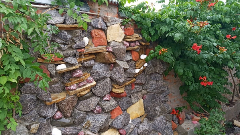 Práce v portfoliu - záhon, zahradní záhon, alpské skluzavky, vodopády - fotografie 2