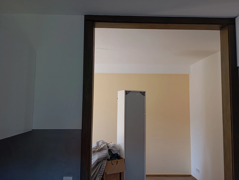 Práce v portfoliu - Podoli , výmalba celoho bytu - fotografie 3