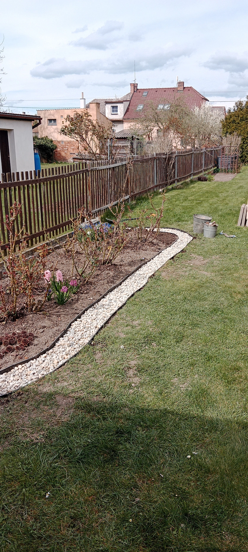 Práce v portfoliu - Realizace zahrad, údržba zeleně - fotografie 4